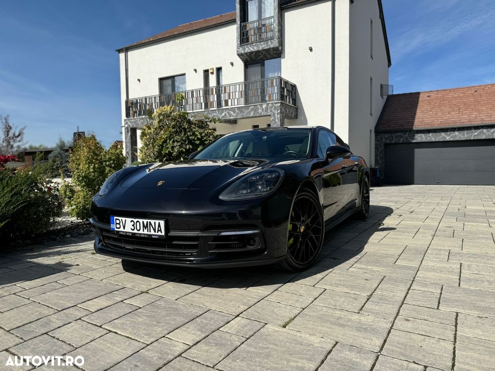 Porsche Panamera 4 E-Hybrid - 6