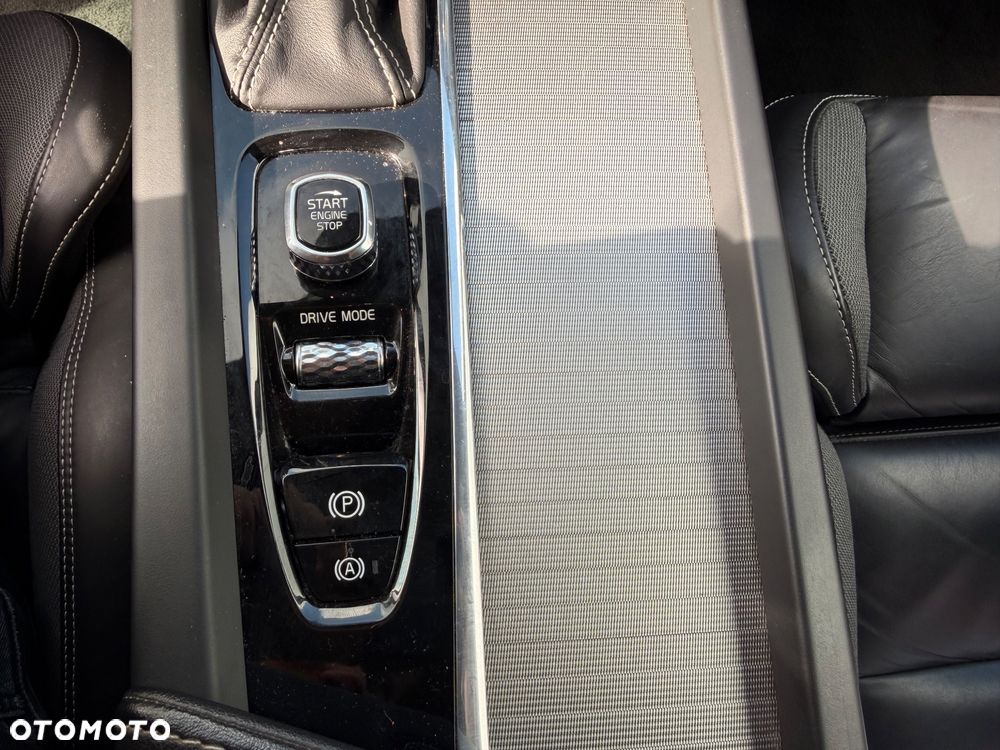 Volvo S60 T4 R-Design - 31