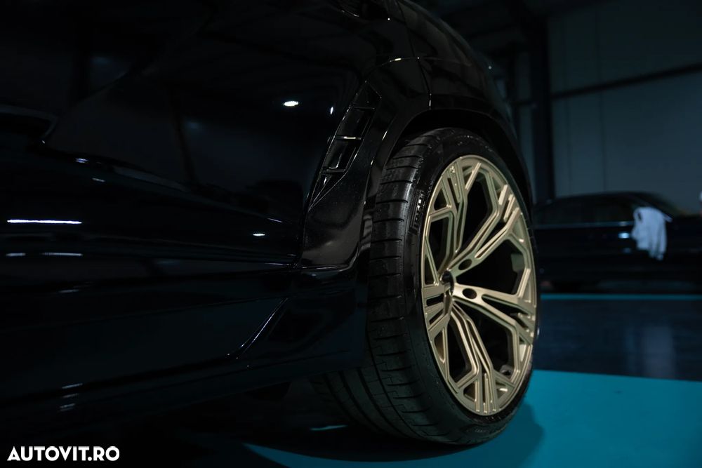 Lamborghini URUS - 8