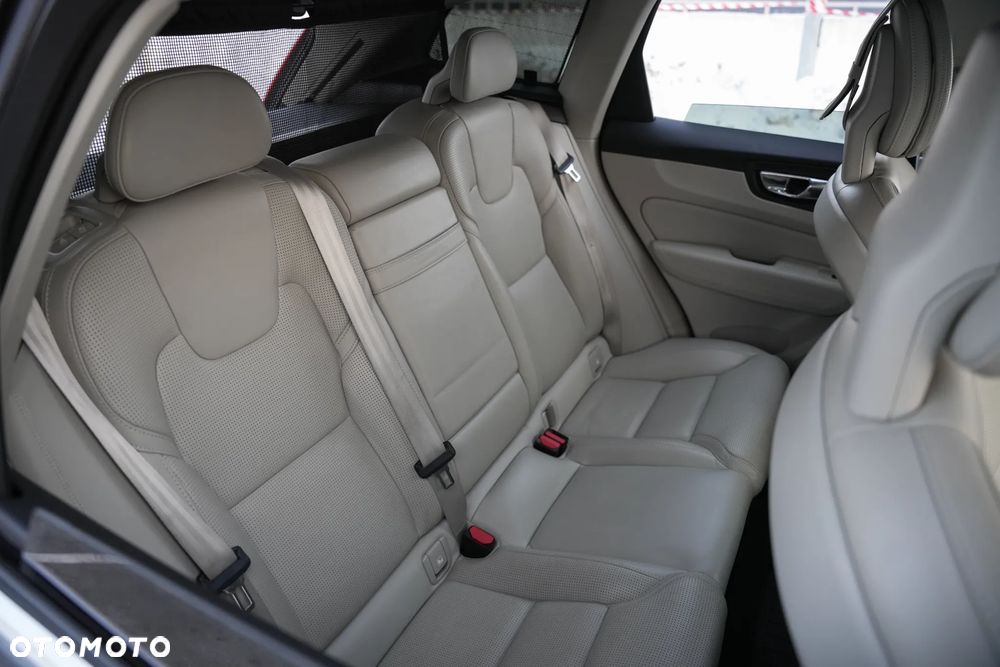 Volvo XC 60 T6 AWD Inscription - 13