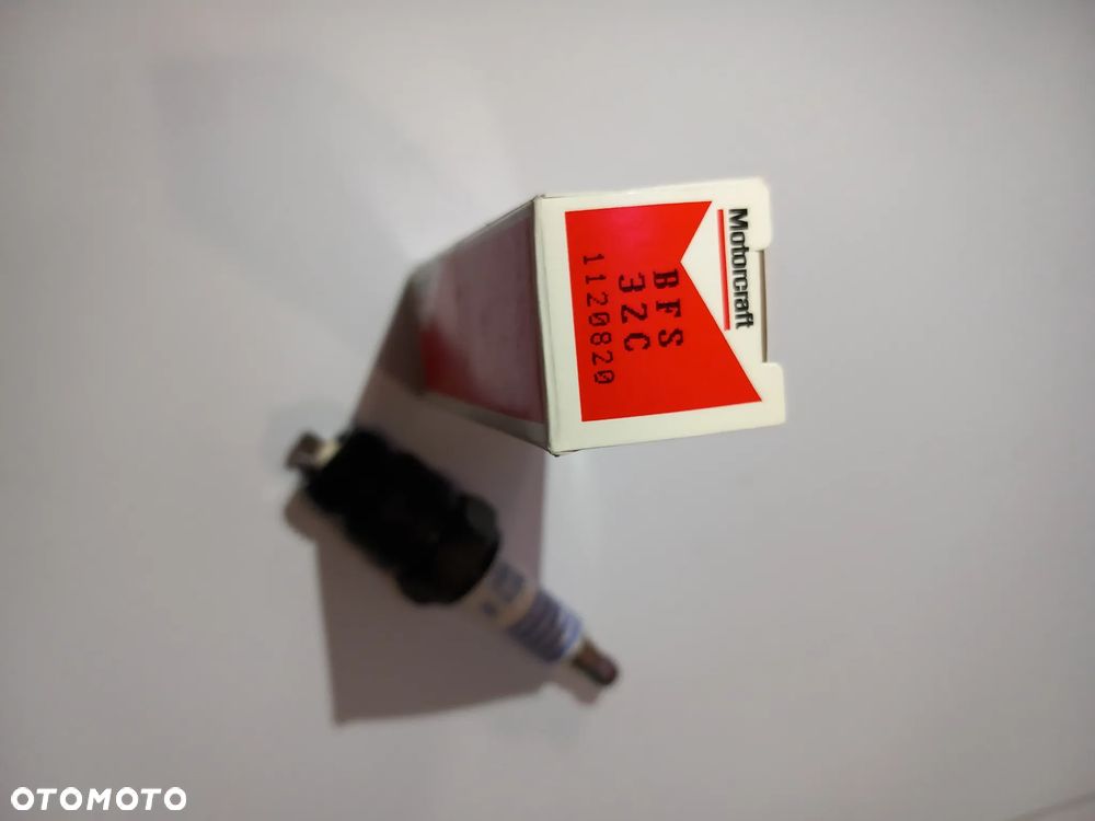 Świeca zapłonowa Ford 1120822 - 2