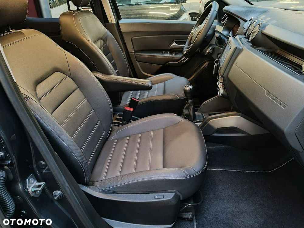 Dacia Duster 1.6 SCe Prestige - 13