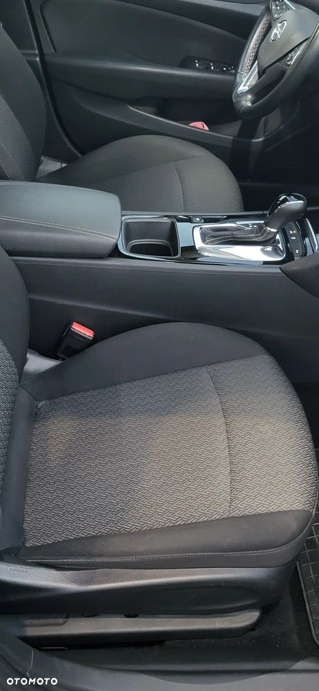 Opel Insignia - 22
