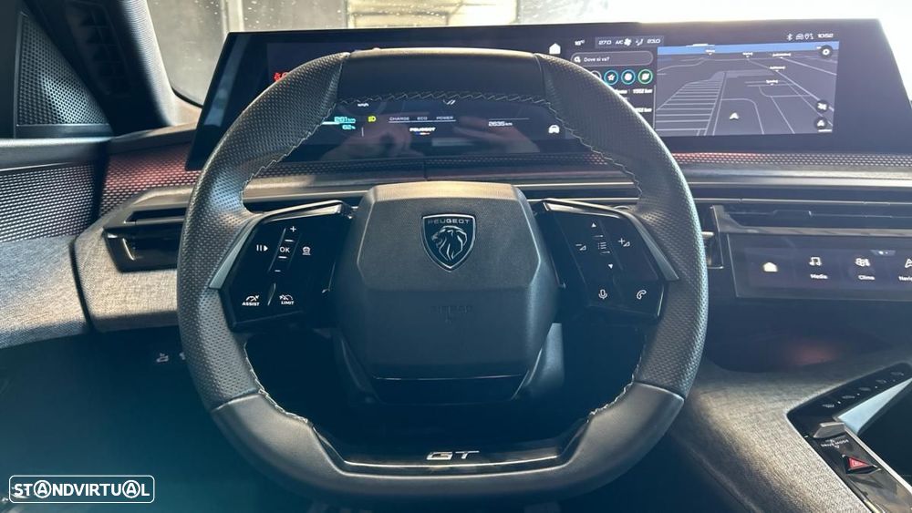 Peugeot E-3008 GT - 9