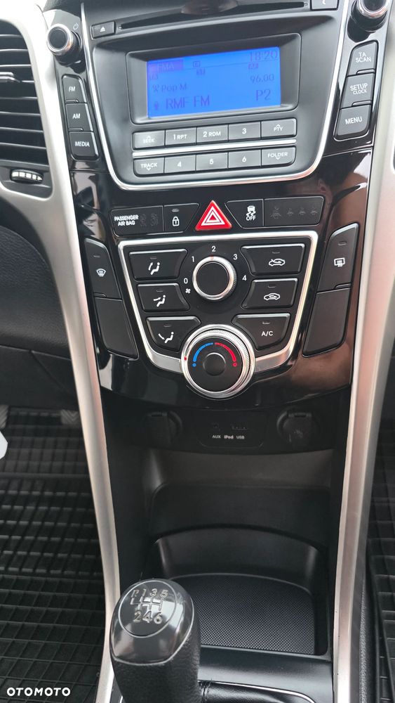 Hyundai i30 1.4 Style - 28