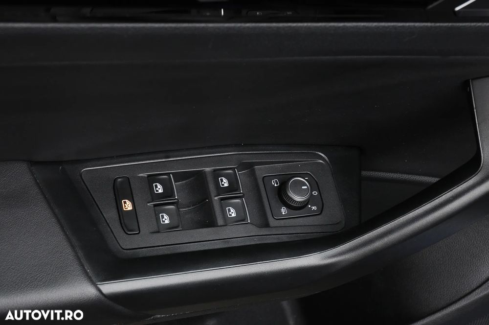 Volkswagen T-Roc R 2.0 TSI OPF 4Motion DSG - 11