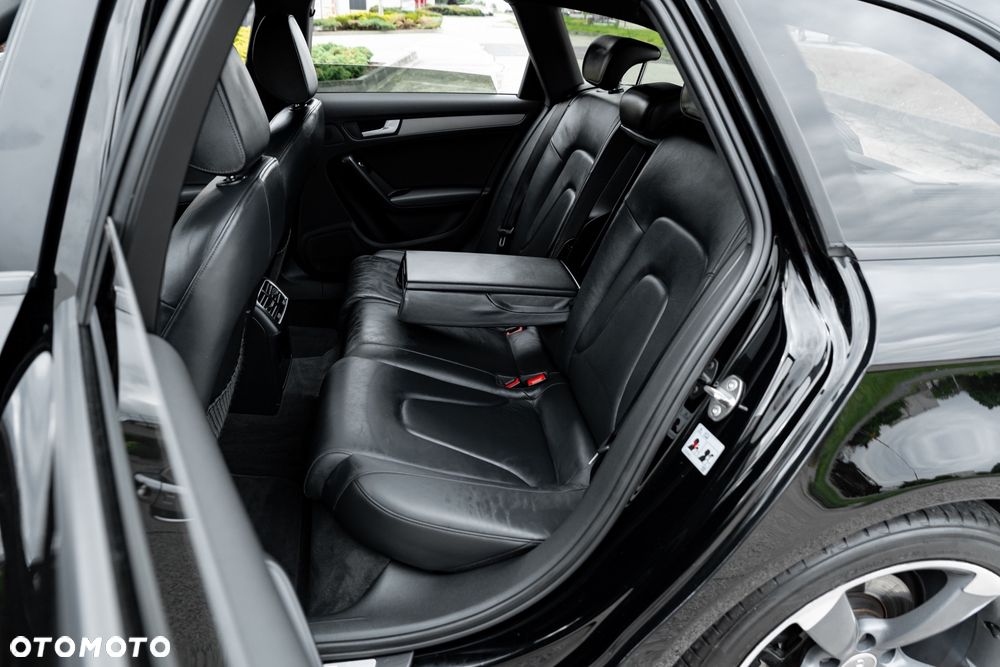 Audi A4 Avant 2.0 TDI DPF quattro S tronic S line Sportpaket - 21