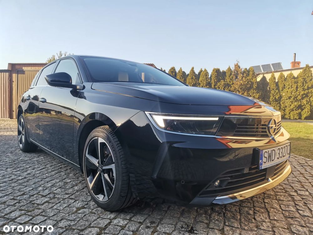 Opel Astra 1.6 T Plug-in Hybrid GS - 12