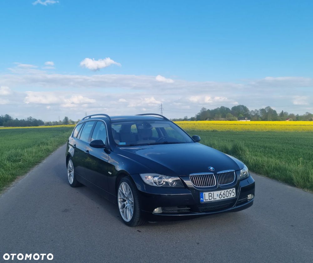 BMW Seria 3 325xi - 1