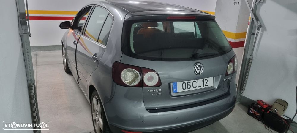 VW Golf Plus 2.0 TDi Confortline - 4