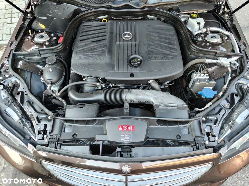 Mercedes-Benz Klasa E - 9