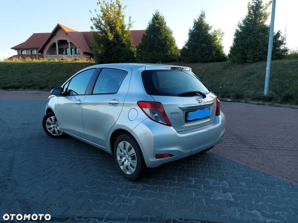 Toyota Yaris 1.0 Luna - 6