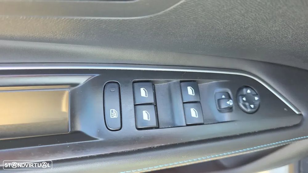 Peugeot 3008 PureTech 130 Stop & Start Crossway - 22