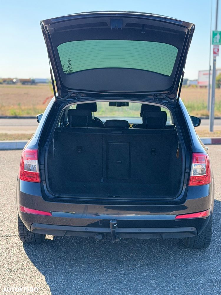 Skoda Octavia - 12