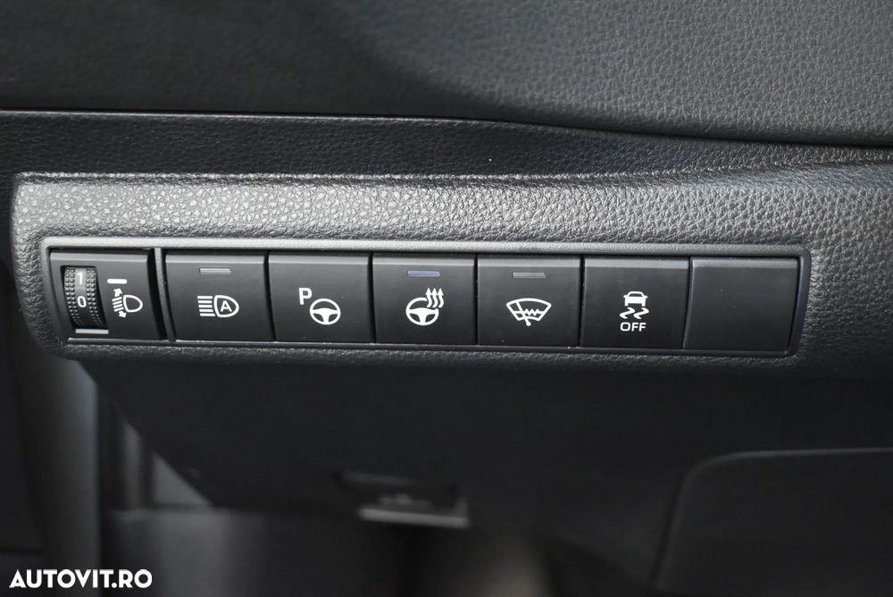 Toyota Corolla 1.8 HSD Dynamic - 22
