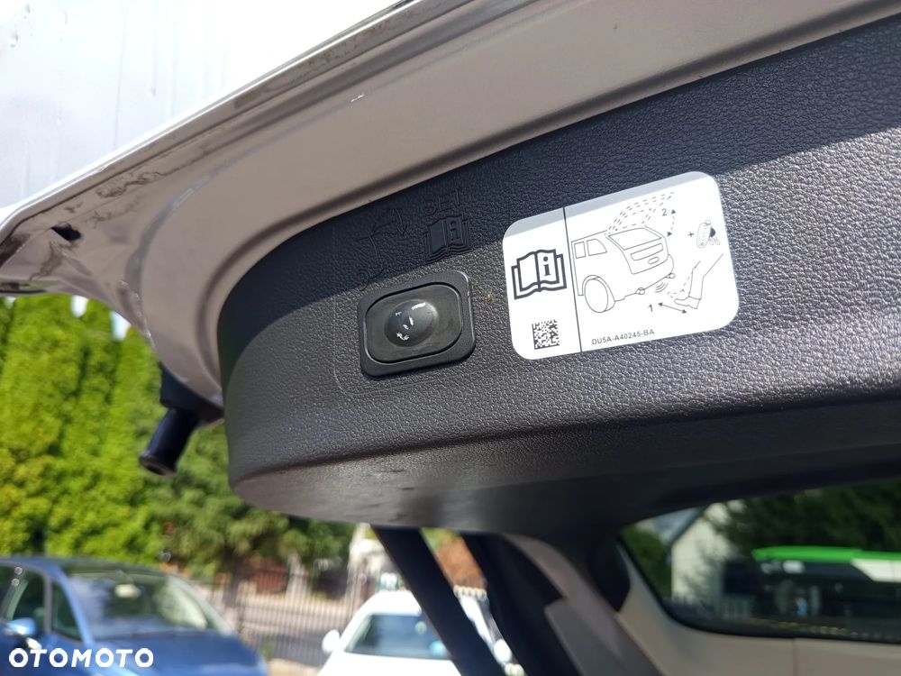 Ford Kuga 2.0 TDCi FWD Edition - 16