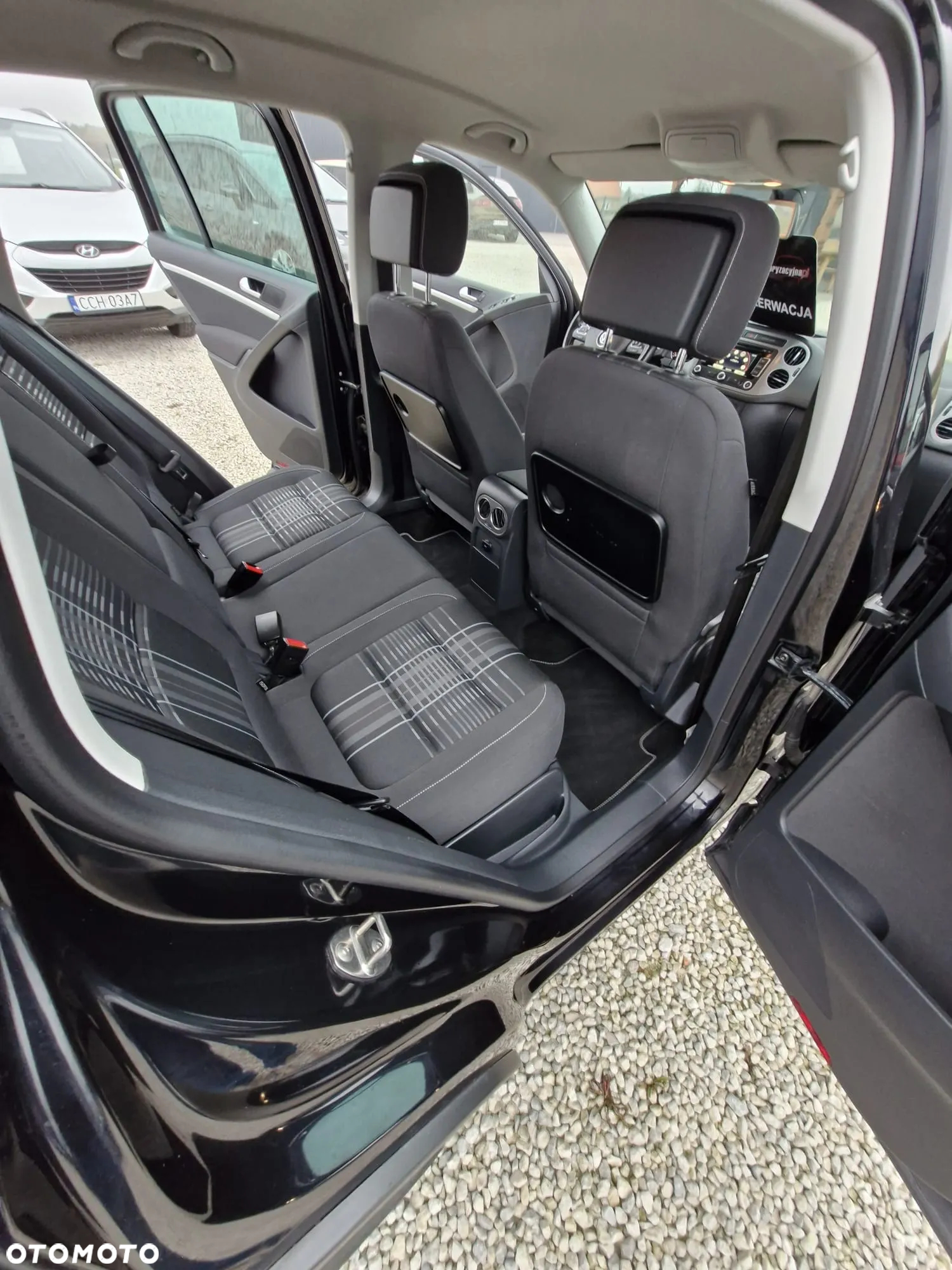 Volkswagen Tiguan - 31