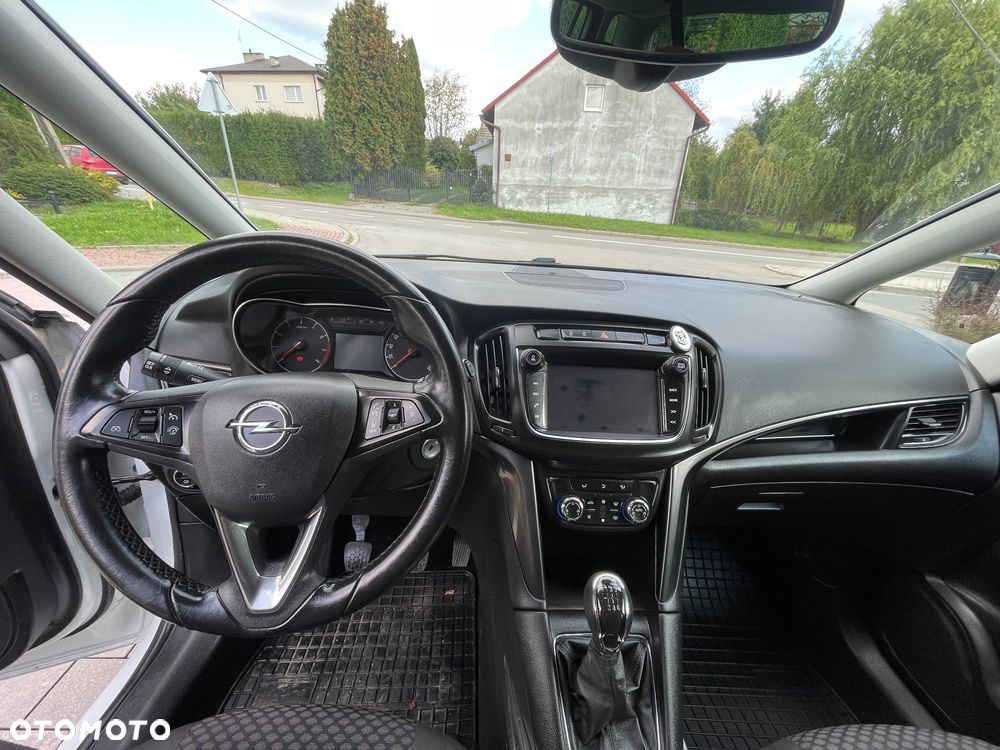 Opel Zafira Tourer 1.4 Turbo Innovation - 17