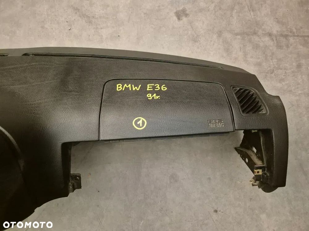 DESKA ROZDZIELCZA E36 - 3