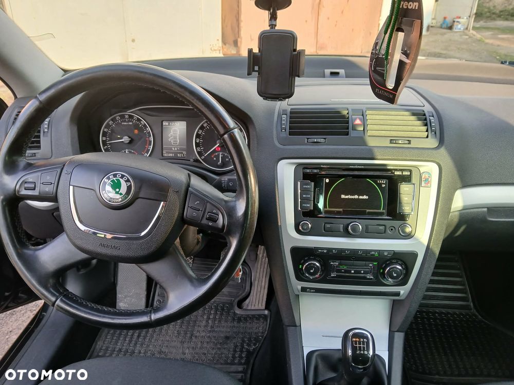 Skoda Octavia 2.0 TDI DPF Elegance - 7