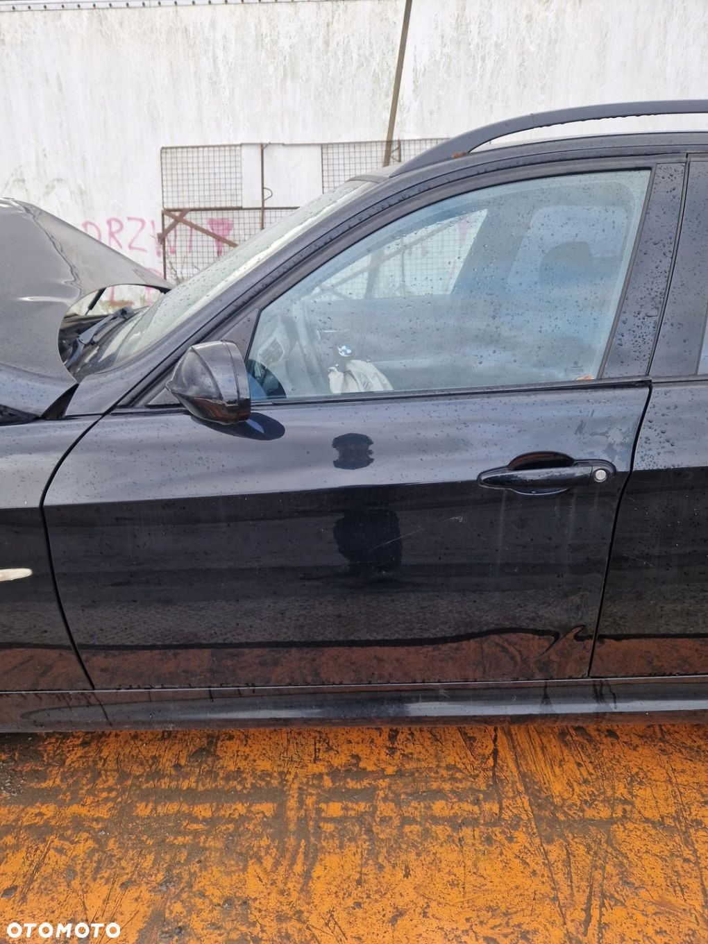 BMW 3 E91 Touring Drzwi lewe Przednie przód 475/9 Black Sapphire Metal - 1