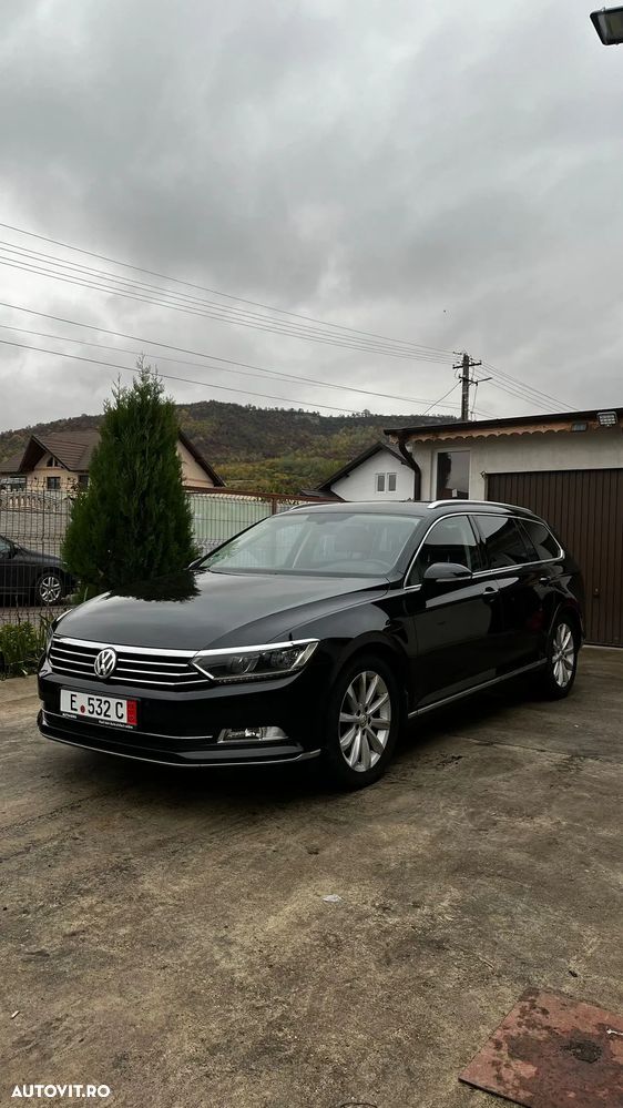 Volkswagen Passat Variant 2.0 TDI SCR Highline - 1