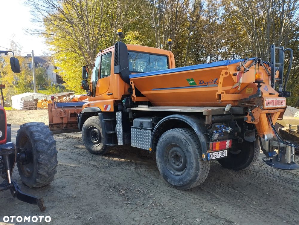 Mercedes-Benz Unimog  u300 405/10 - 9