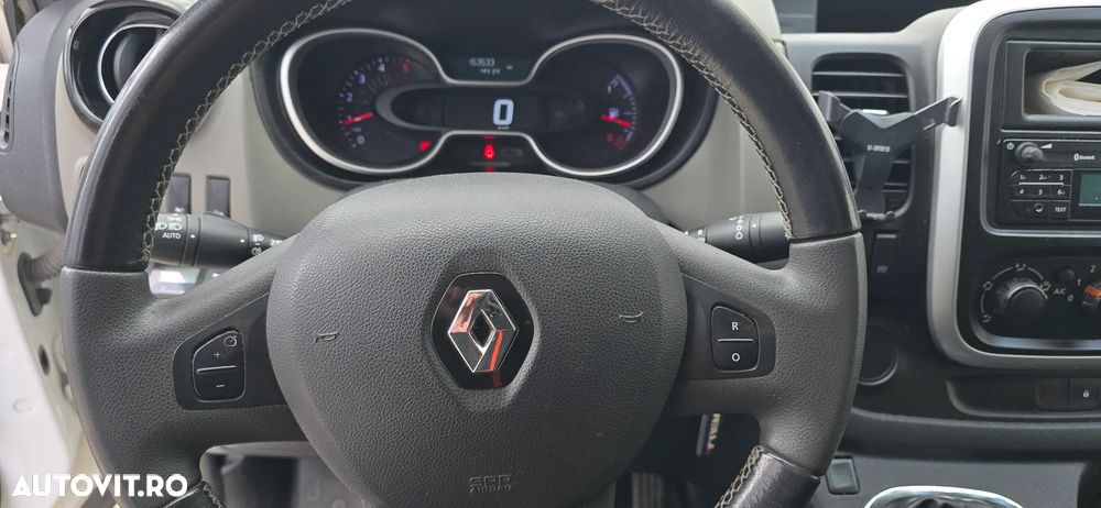 Renault Trafic - 10