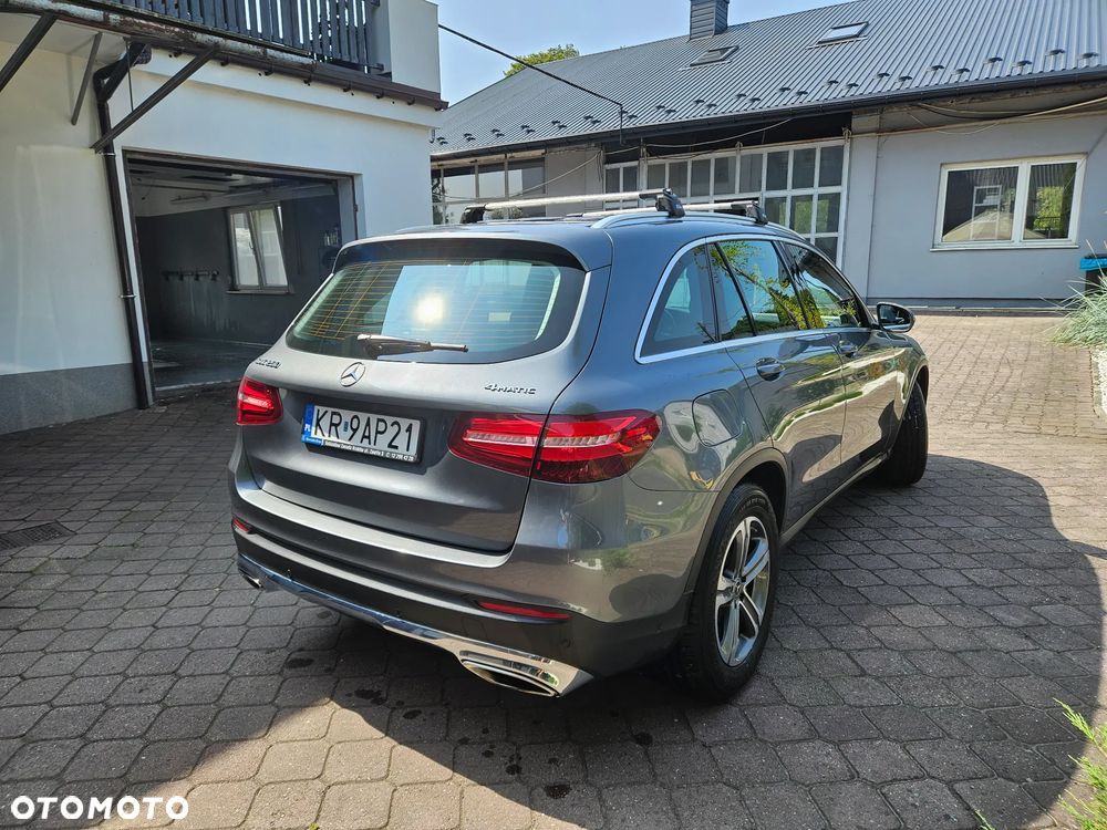 Mercedes-Benz GLC - 10