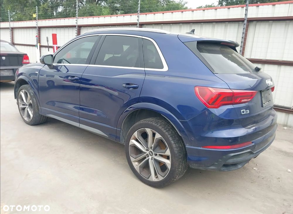Audi Q3 45 TFSI Quattro S tronic - 2