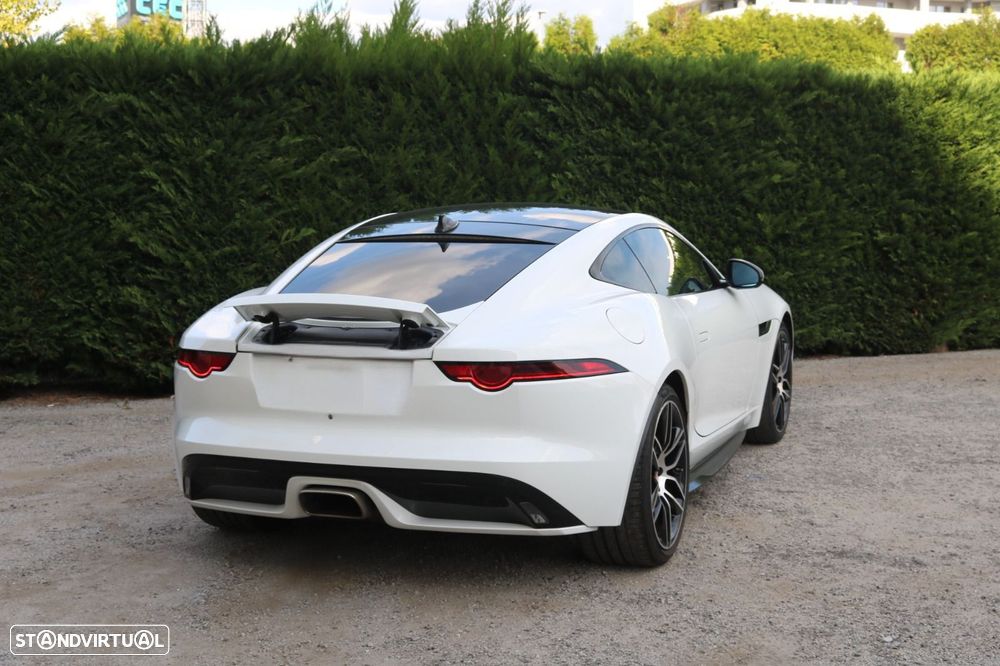 Jaguar F-Type 2.0 Aut. Chequered Flag - 8