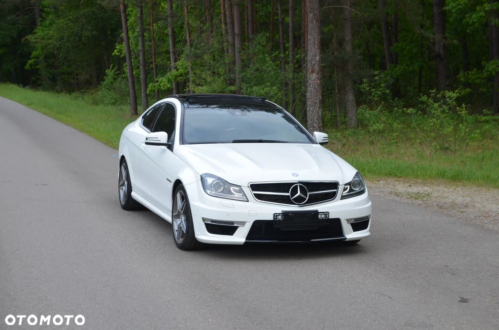 Mercedes-Benz Klasa C AMG 63 S AMG Speedshift MCT 9G - 38