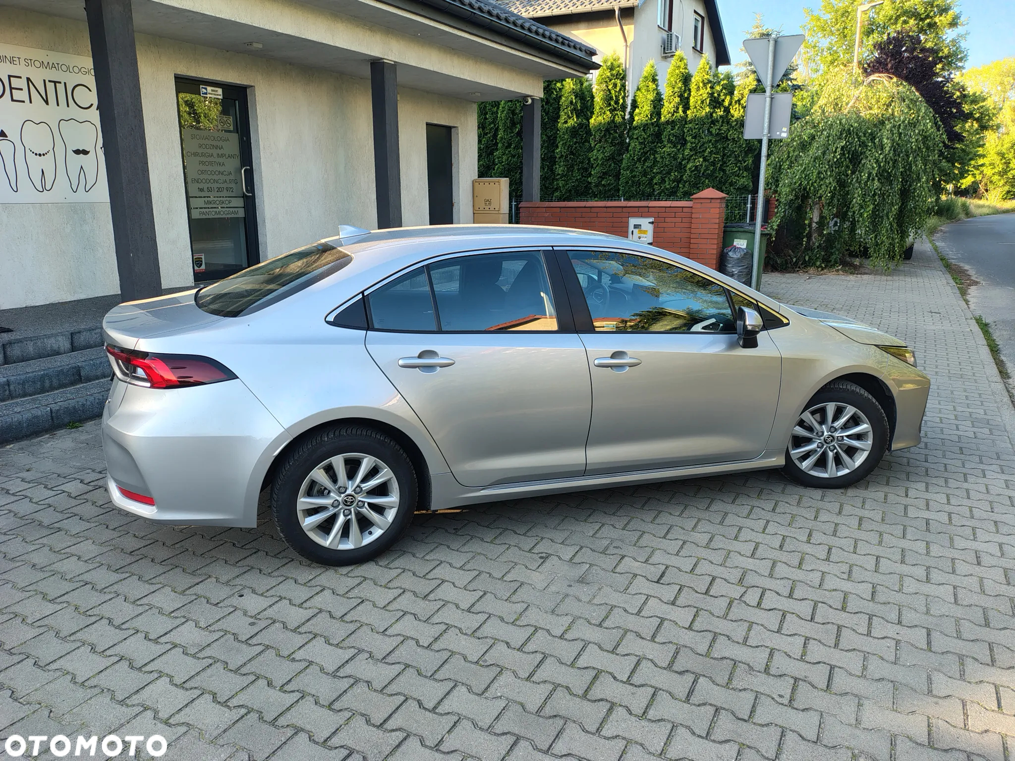 Toyota Corolla 1.8 Hybrid Comfort - 4