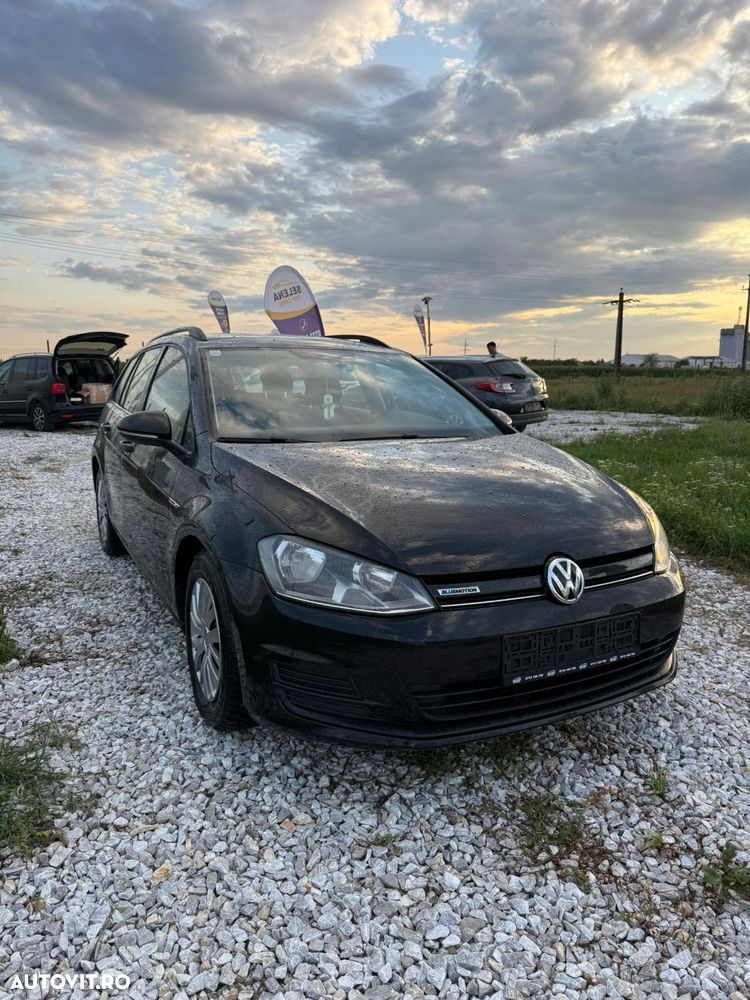 Volkswagen Golf 1.6 TDI BMT Comfortline - 1