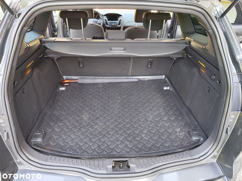 Ford Focus Turnier 1.5 EcoBoost Start-Stopp-System ST-Line - 26