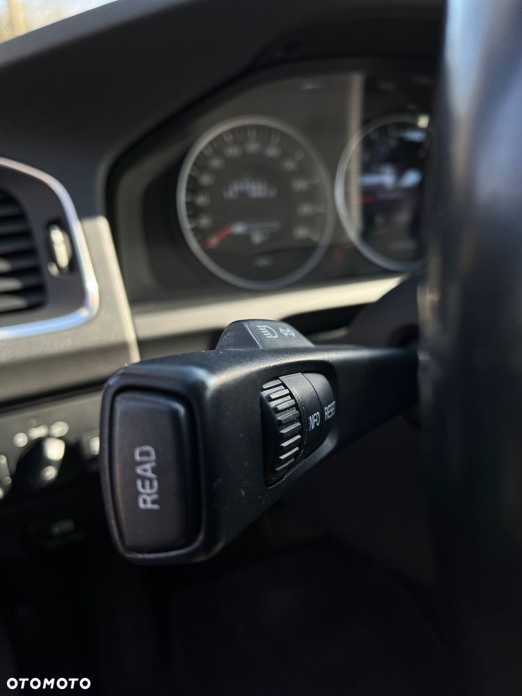 Volvo V60 D4 Geartronic - 16