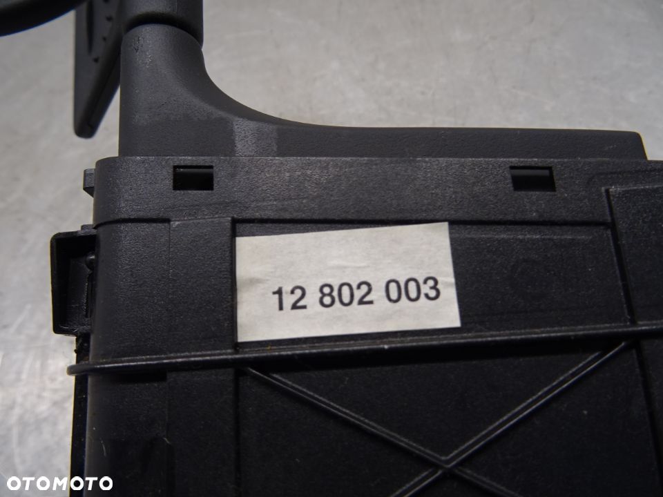 SAAB 93 II 02-05 1.8T UCHWYT NA KUBKI - 3