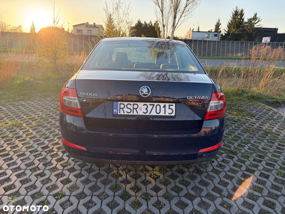 Skoda Octavia 2.0 TDI Edition - 9