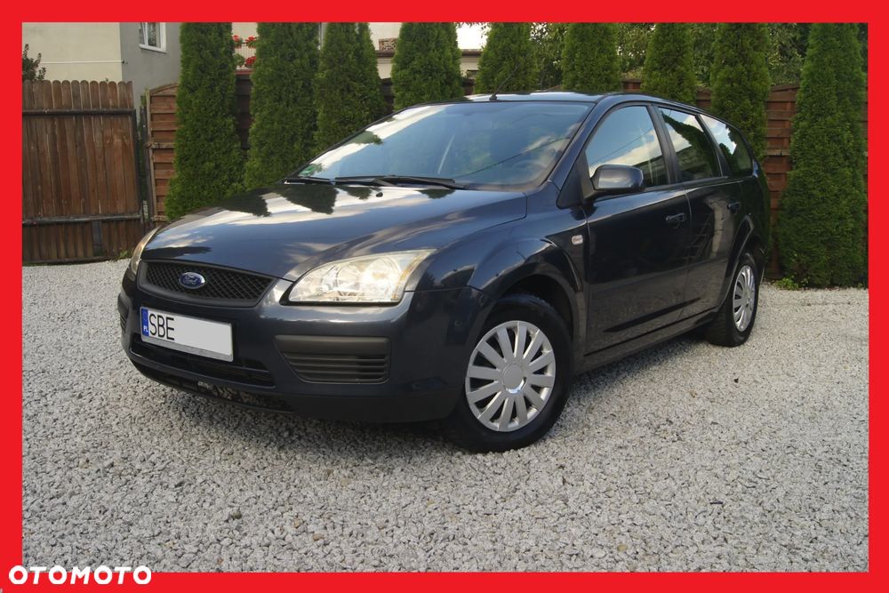 Ford Focus 1.6 Ambiente - 1