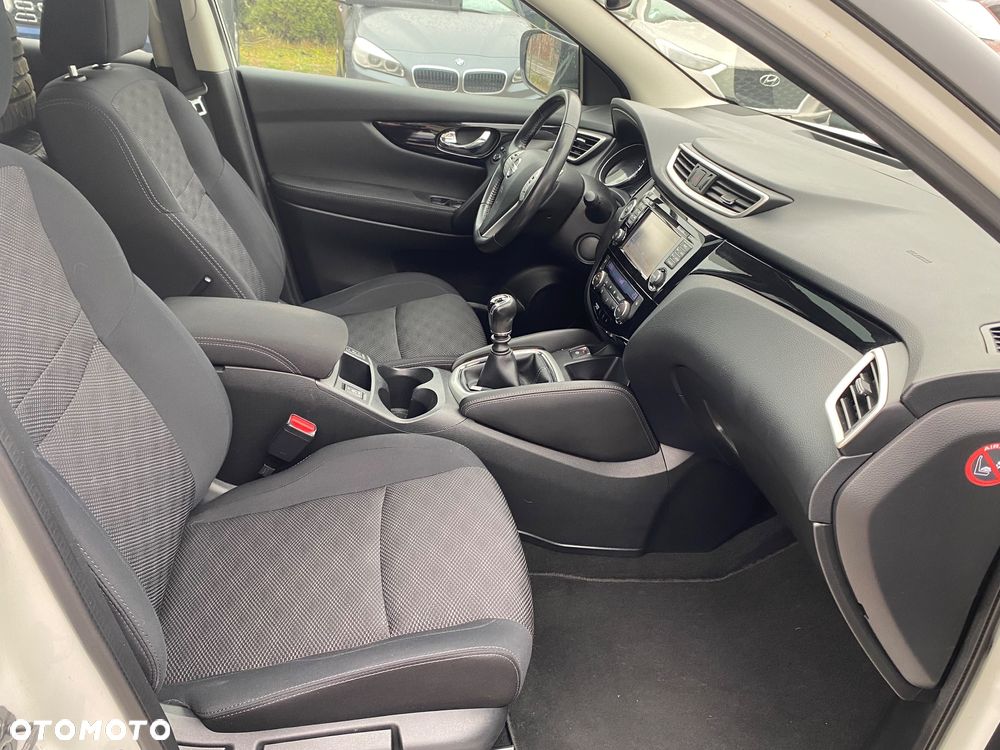 Nissan Qashqai 1.6 DIG-T 360 - 23