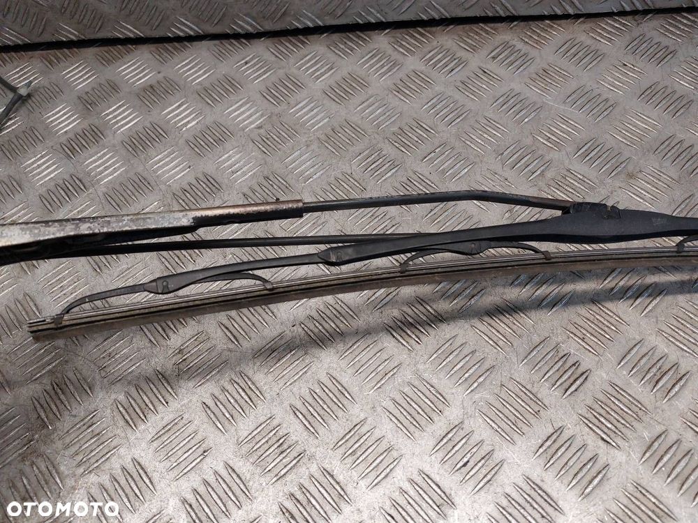 RAMIĘ WYCIERACZKI LEWY + PRAWY PRZÓD RENAULT PREMIUM 420 I 56671677 - 4