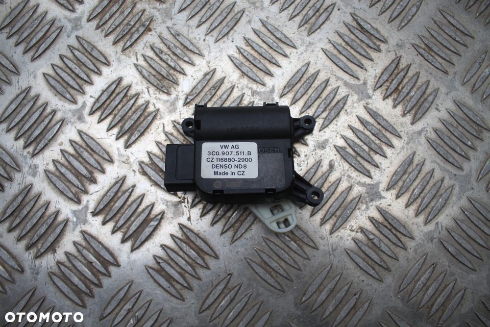 SILNICZEK NAGRZEWNICY VW GOLF V 3C0907511B