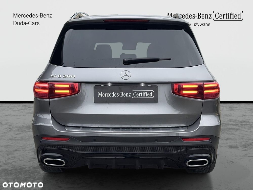 Mercedes-Benz GLB 200 AMG Line 7G-DCT - 7