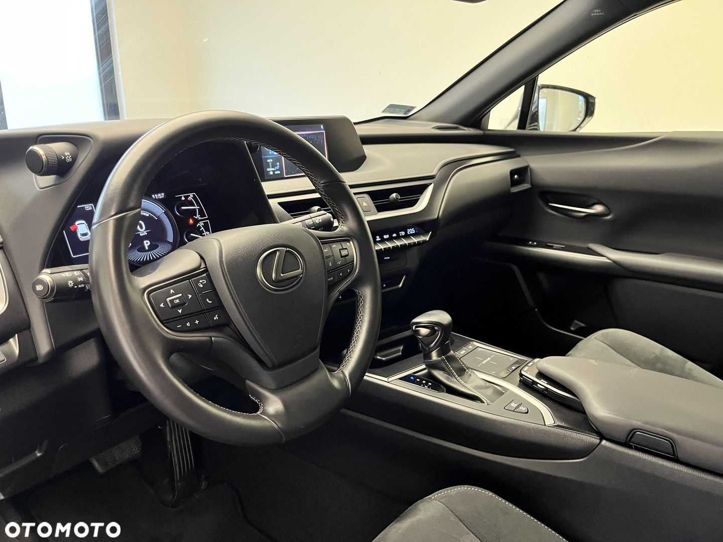 Lexus UX 250h GPF Business Edition 2WD - 3