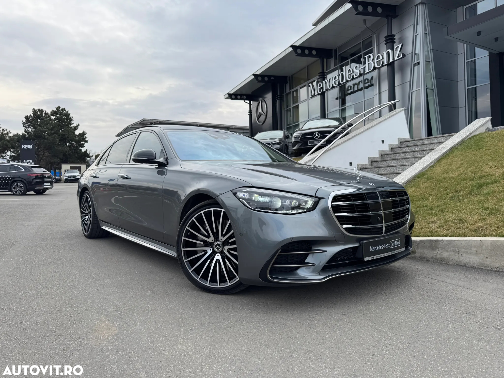 Mercedes-Benz S 400 d 4MATIC Long Aut - 4