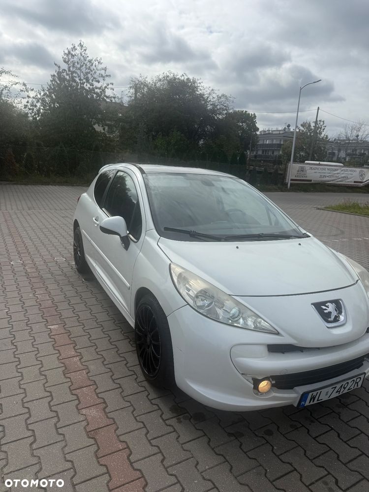 Peugeot 207 1.6 Turbo Sport - 5