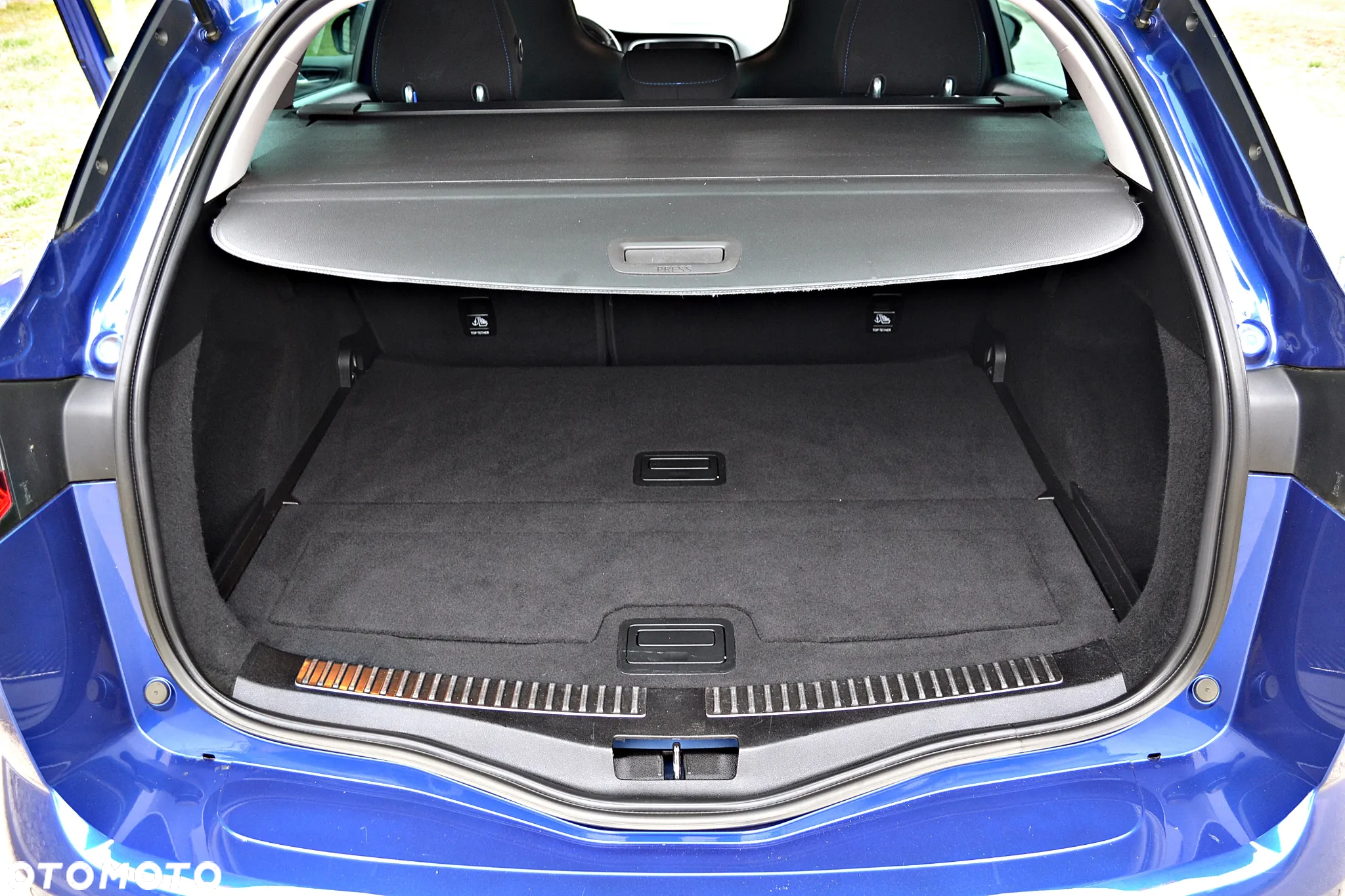 Renault Megane Grandtour ENERGY dCi 165 EDC GT LINE - 29