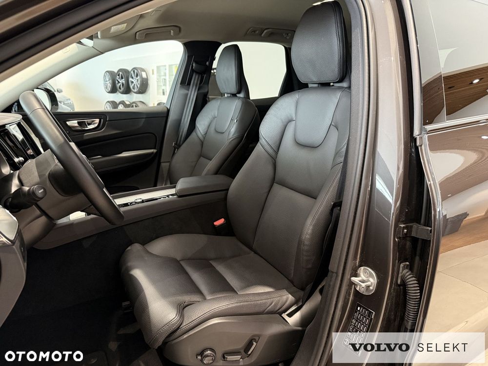 Volvo XC 60 - 13