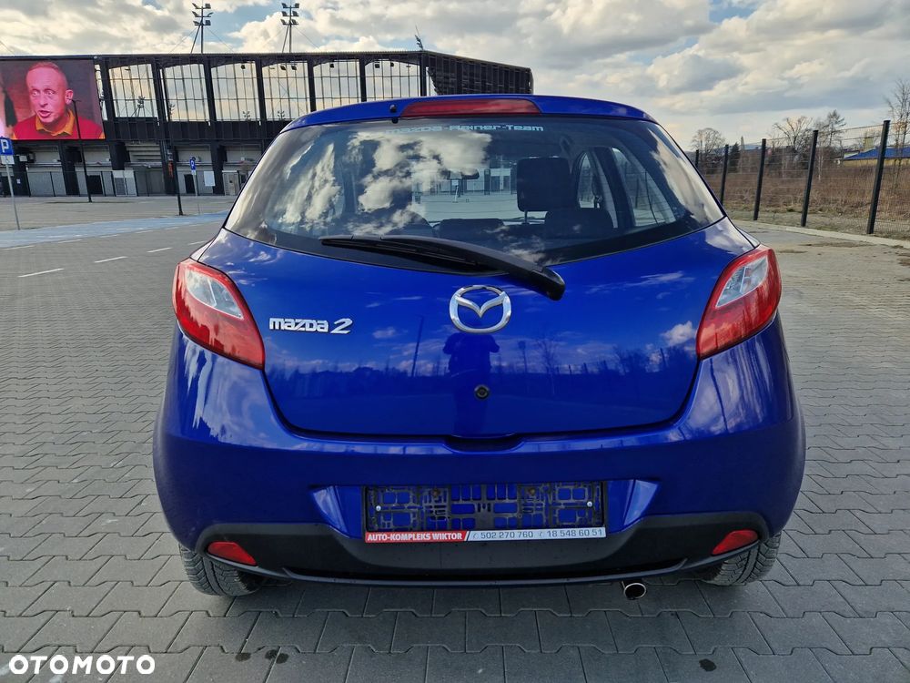 Mazda 2 - 8
