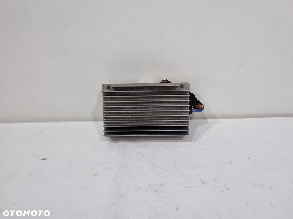 BMW  F30 F31 F34 F36 WZMACNIACZ AUDIO 6841962 - 1